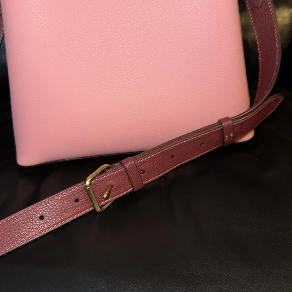 🔥🔥🔥Coach Willow Bucket Bag Pink Leather Crossbody Bag - Picture 10 of 13